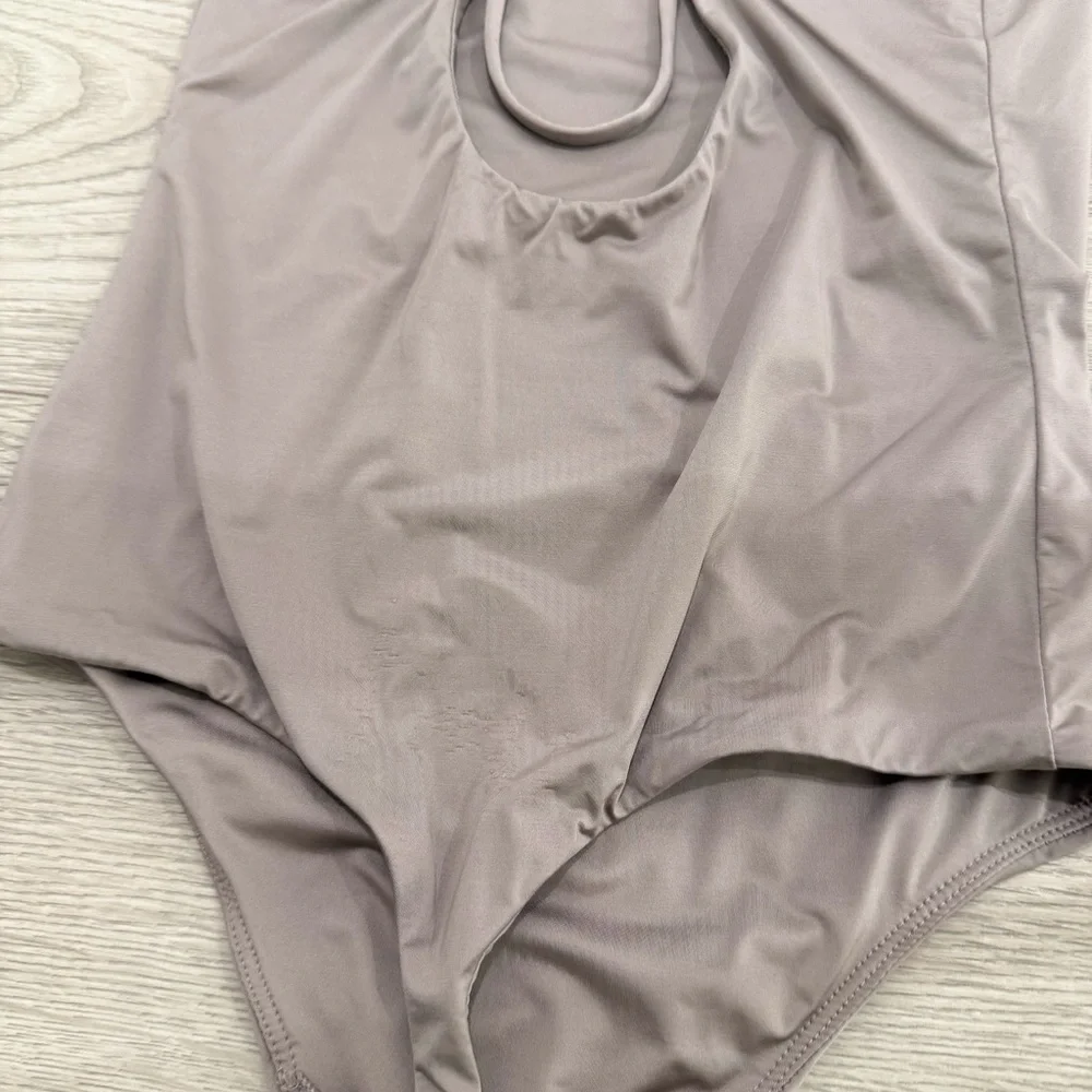 Aritzia Wilfred Free Contour Tank Top Bodysuit XS JZ1004 - Picture 4 of 6
